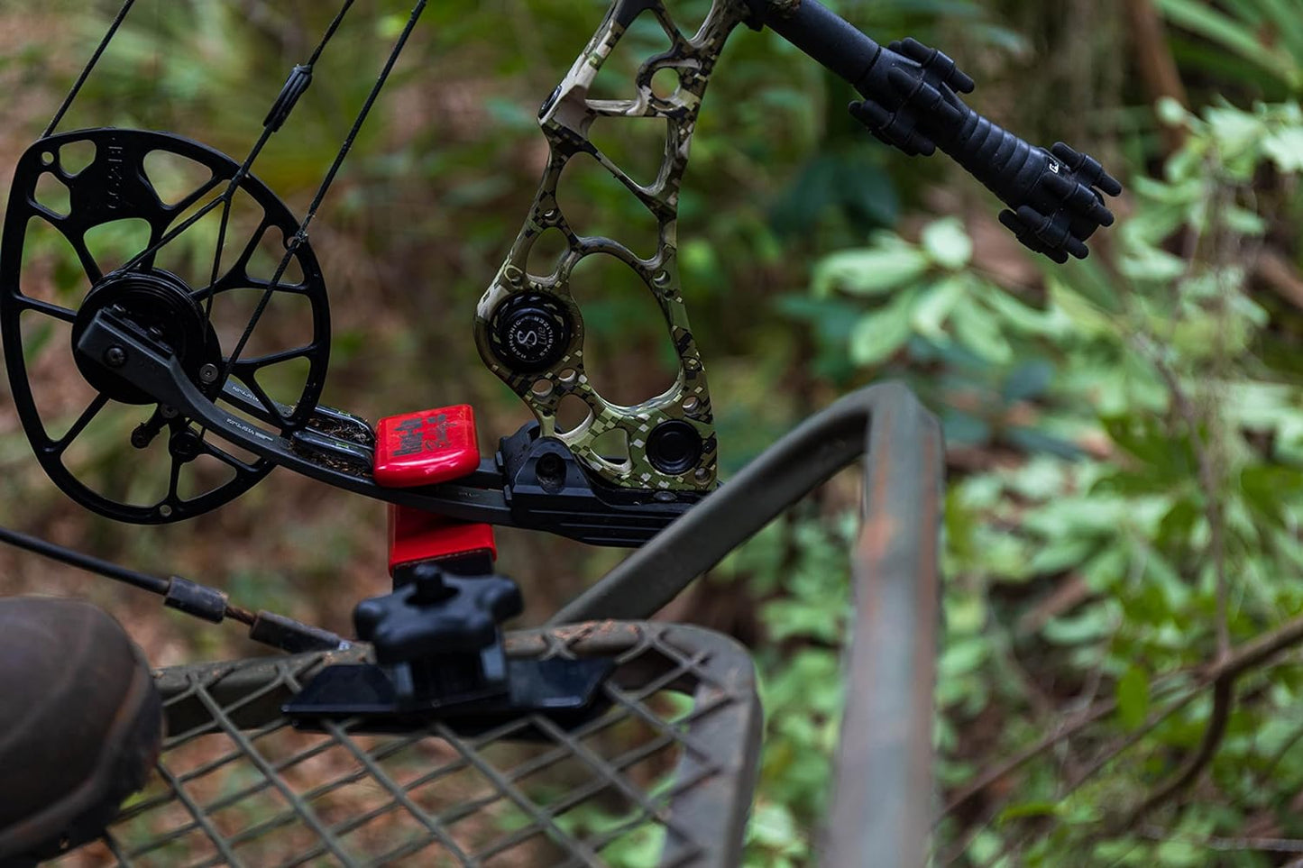 Regular Hang-On Buddy Tree Stand Bow Holder | Steel Bow Holder for Tree Stand Wi