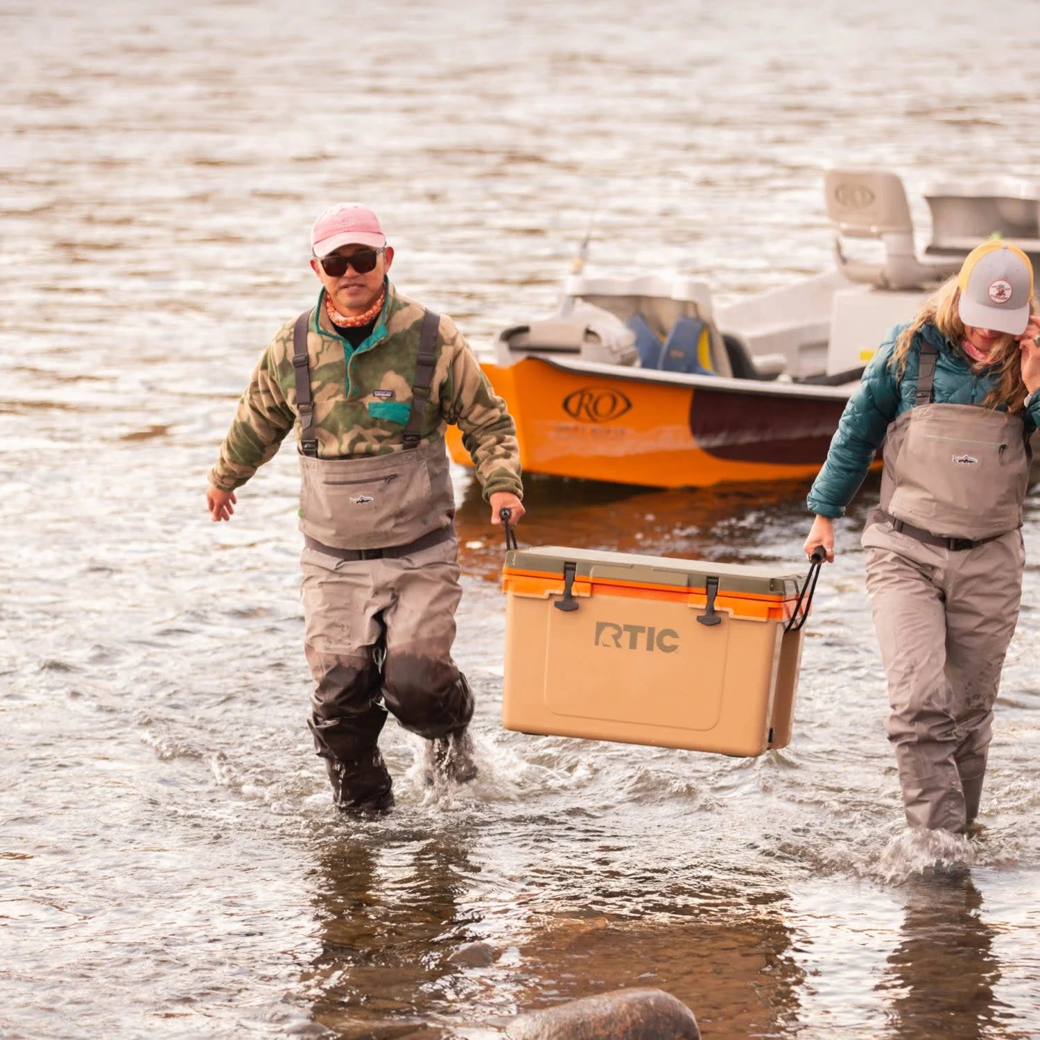 52 QT Ultra-Light Hard-Sided Ice Chest Cooler, Fits 76 Cans, Trailblazer